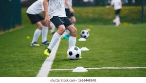 Atelier avec ballons alignés